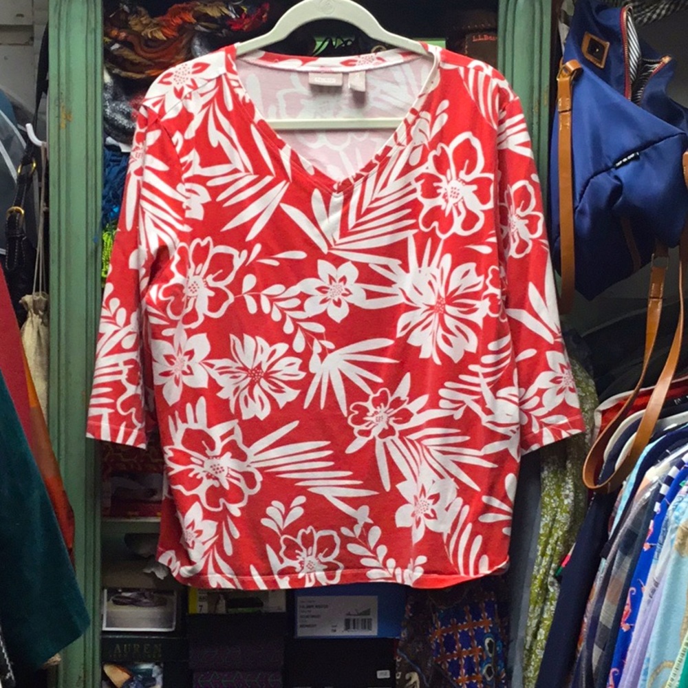 Chicos shirt size 3